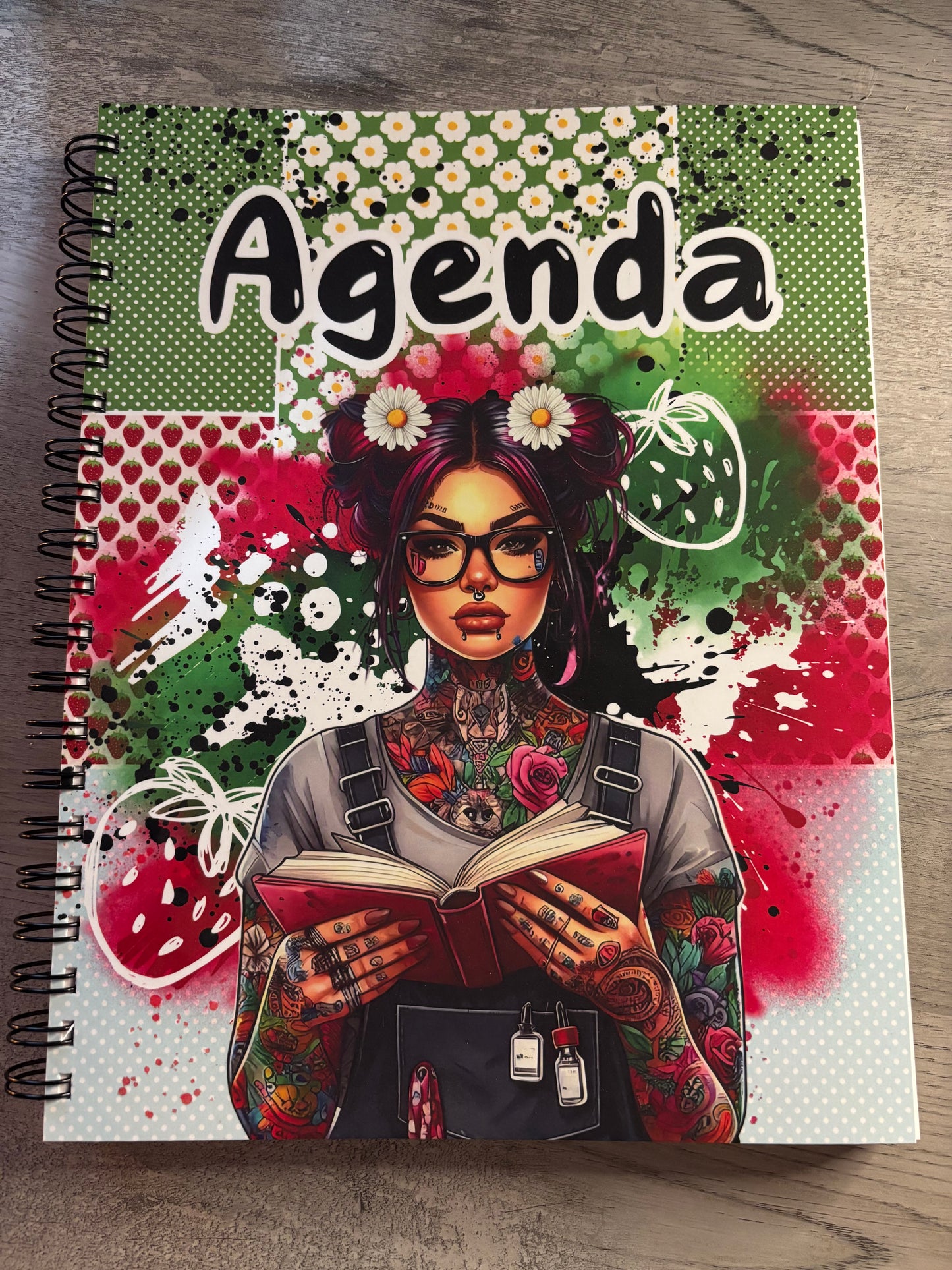 Agenda - Strawberry Book
